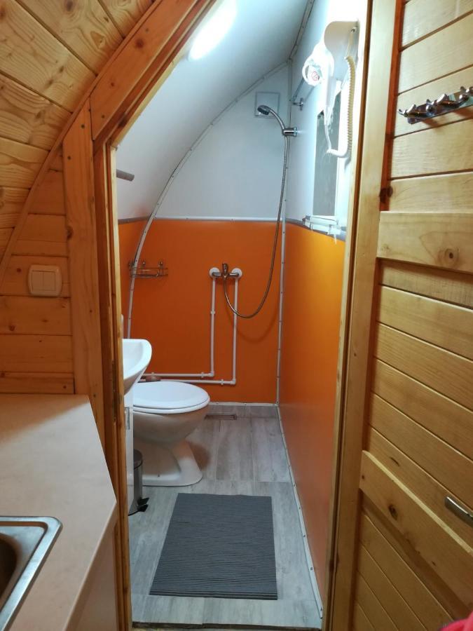 Vila Jelena - Bungalov Crni Vrh ภายนอก รูปภาพ